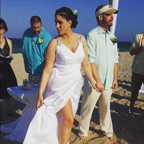 Wedding Dress - Picture 9 of 11